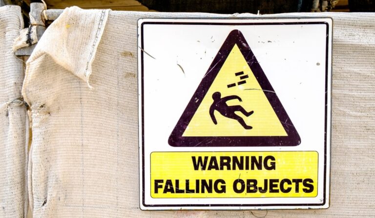Falling Objects Injury Lawyer California - Johnson Attorneys Group